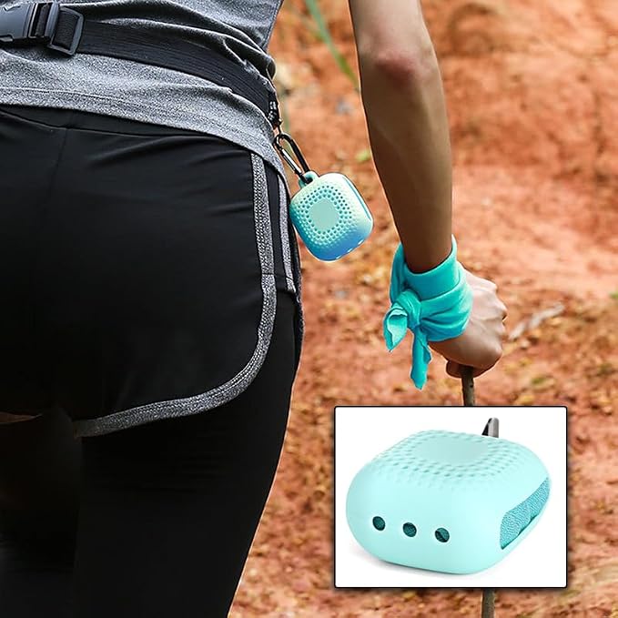 AKOAK Outdoor Travel Quick Drying 40CM Towel with Portable Creative Silicone Box, Microfiber Cold Sports Quick Drying Towel, Gym, Beach, Yoga, Sports Travel (Green)