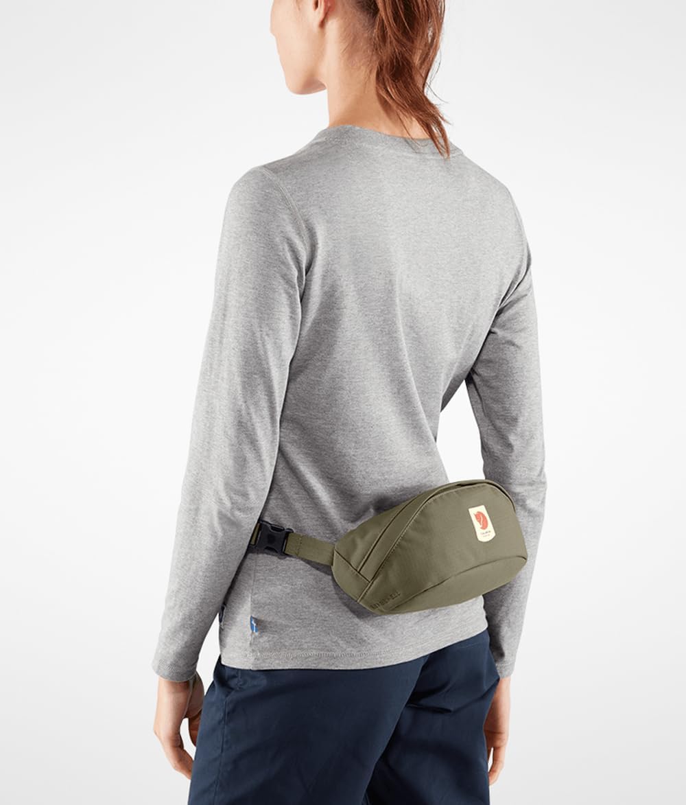 Fjällräven Ulvo Hip Pack Medium - Waterproof Bergshell Fabric, Durable Storage, Adjustable Belt- Hiking, Travel