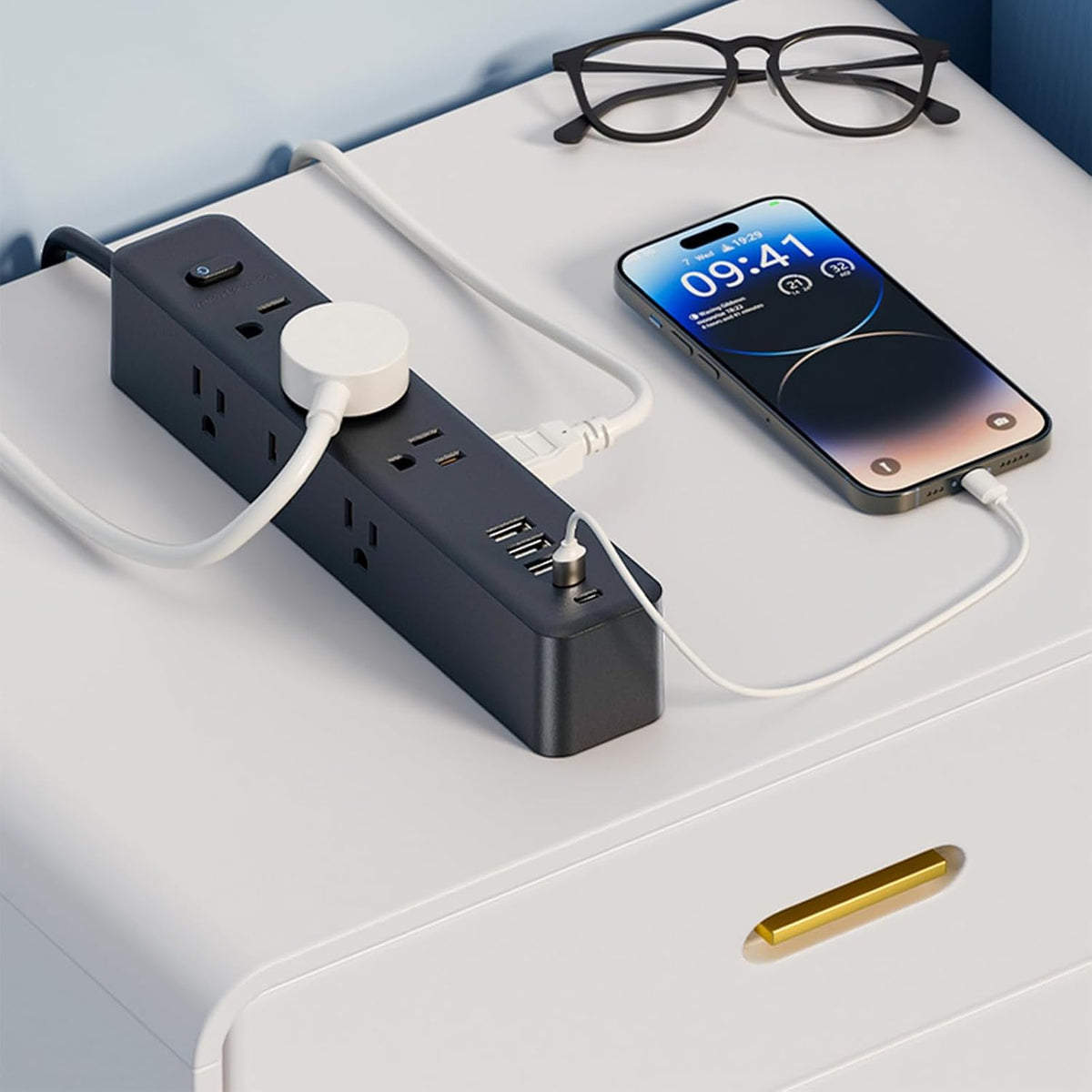 Surge Protector Power Strip，5ft 9 Widely Spaced Outlets, 3 USB A & 2 USB C Ports, Flat Plug Long Extension Cord for Travel Home Office Entertainment, Black