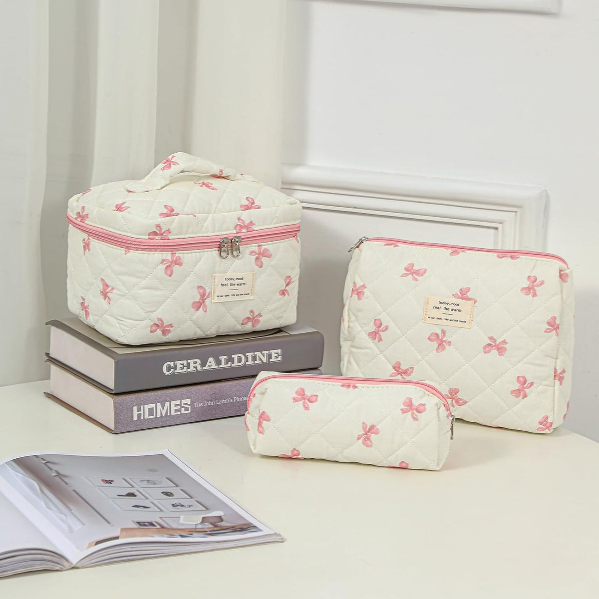 uekeboag Large Travel Quilted Makeup Bag for Women (Little Pink Bow
