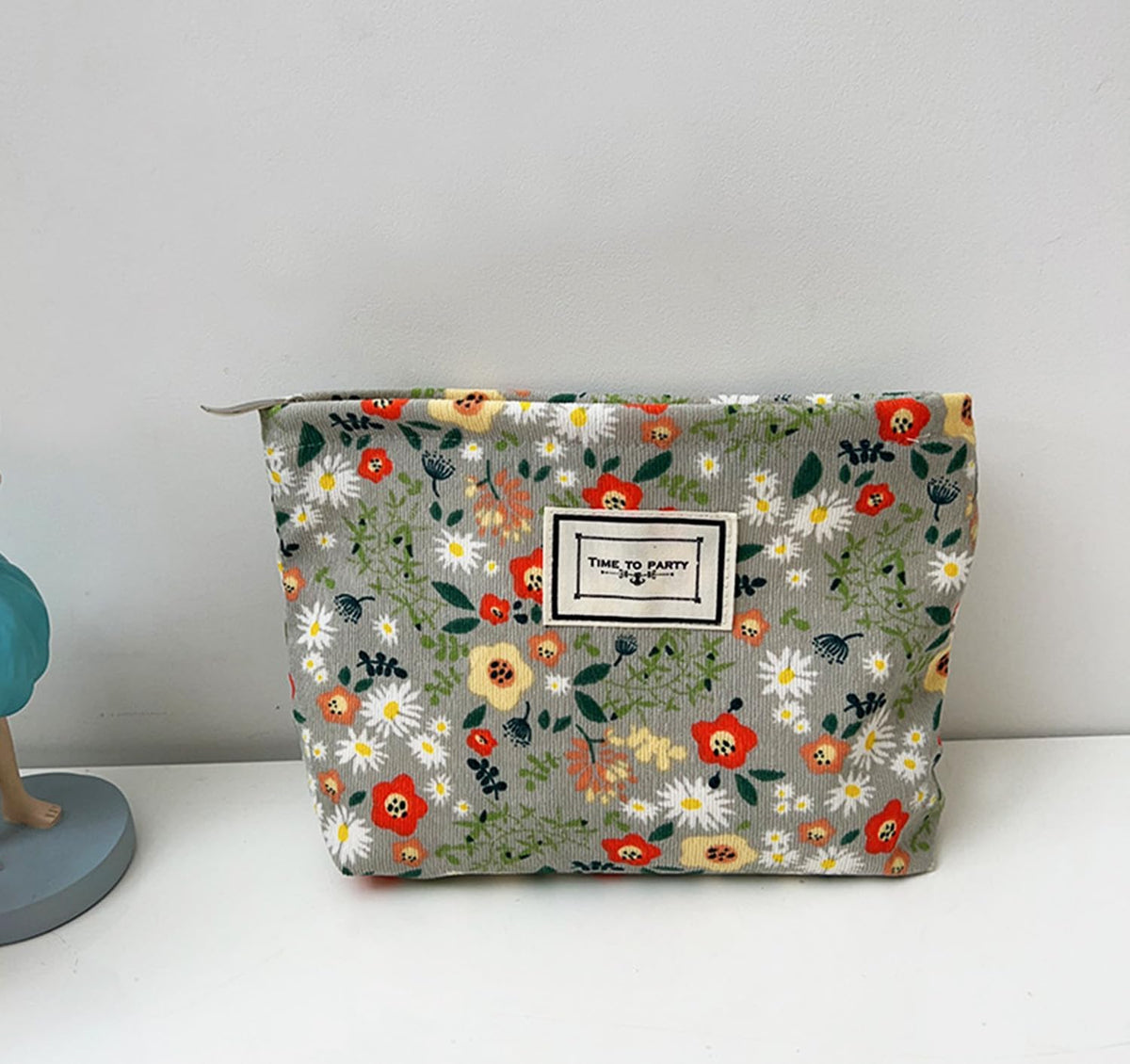 Flower Fabric Makeup Bag for Purse, Vintage Corduroy Cosmetic Pouch Bag, Portable Travel Handbag for Women Girls (Bean green flowers)