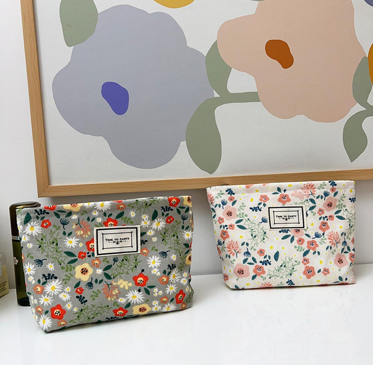 Flower Fabric Makeup Bag for Purse, Vintage Corduroy Cosmetic Pouch Bag, Portable Travel Handbag for Women Girls (Bean green flowers)
