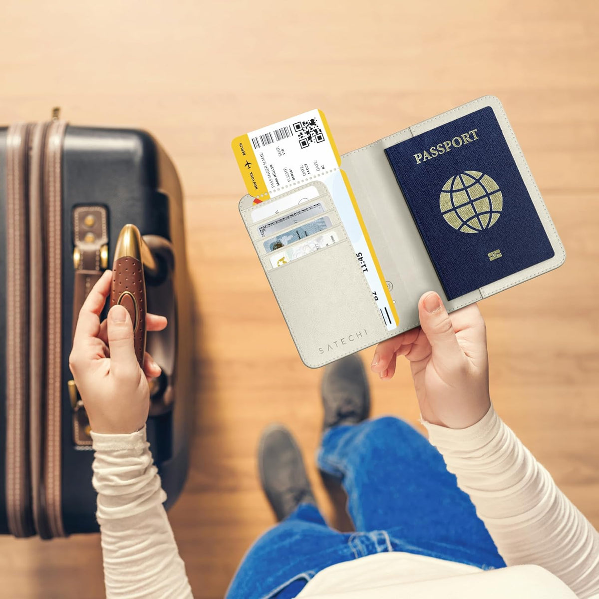 Satechi Passport Holder with Find My Tracking, 4-Slot Card Wallet, Sand