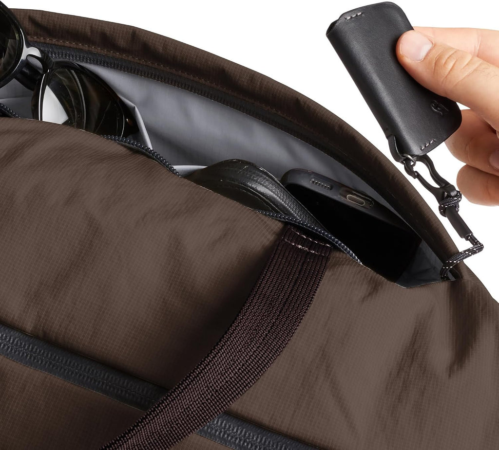 Bellroy Lite Duffel (lightweight technical duffel bag)