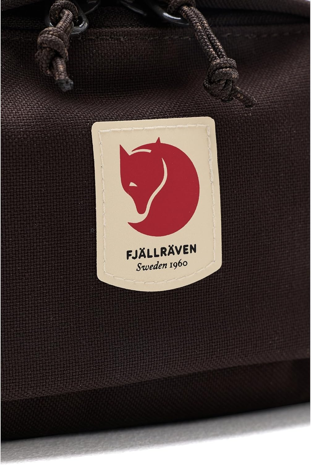 Fjällräven Ulvo Hip Pack Medium - Waterproof Bergshell Fabric, Durable Storage, Adjustable Belt- Hiking, Travel