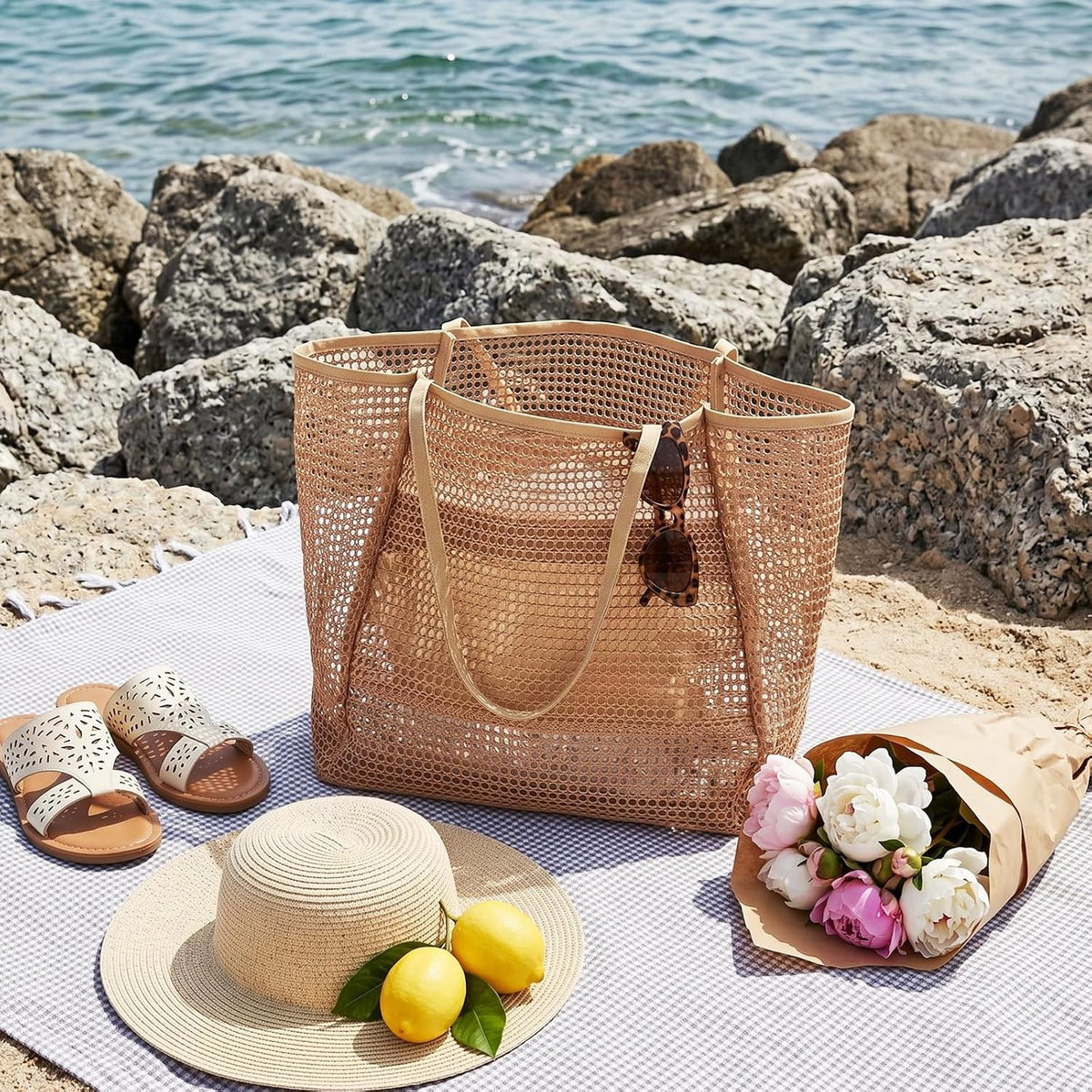 Beach Bag with Mini Pocket, Large Foldable Mesh Tote for Women, Lightweight & Travel Bag for Vacation & Outdoor