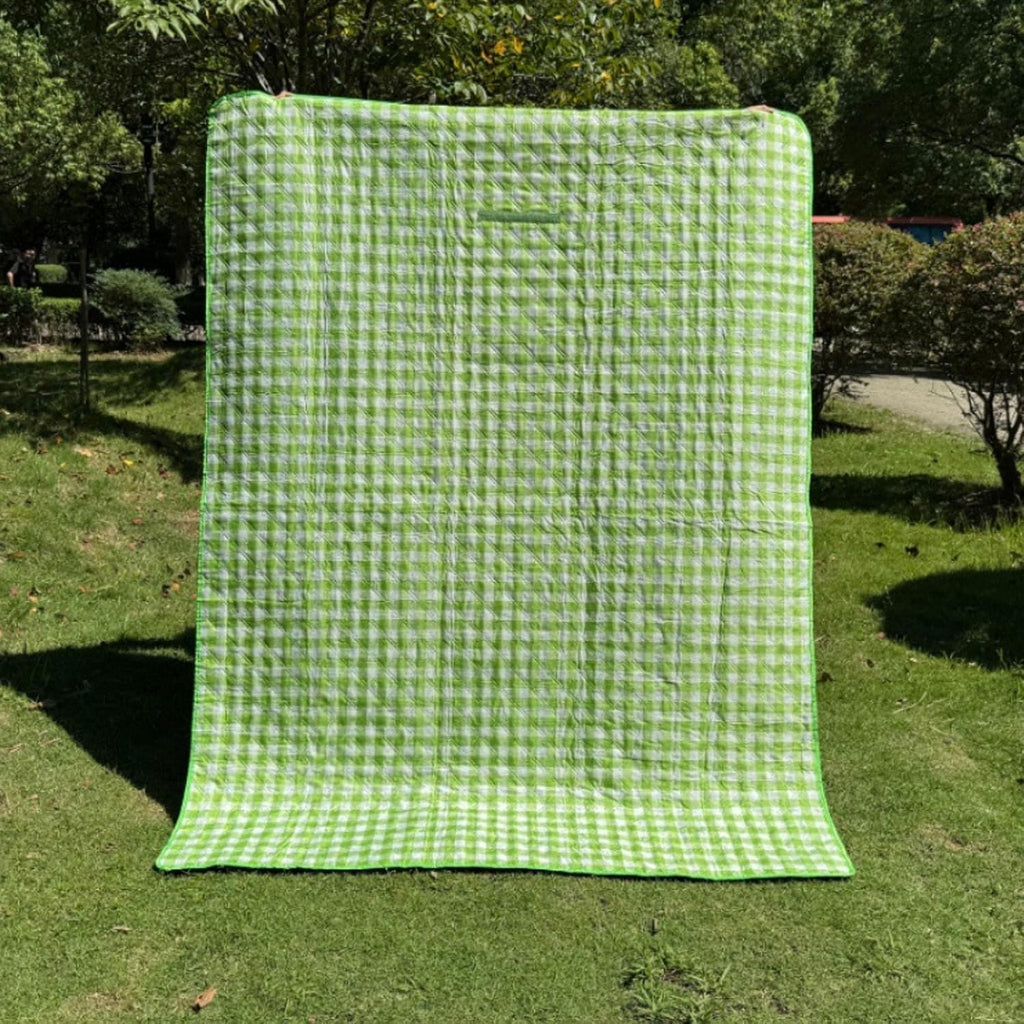 79 inch Waterproof Foldable Picnic Blanket Camping Blanket - Green