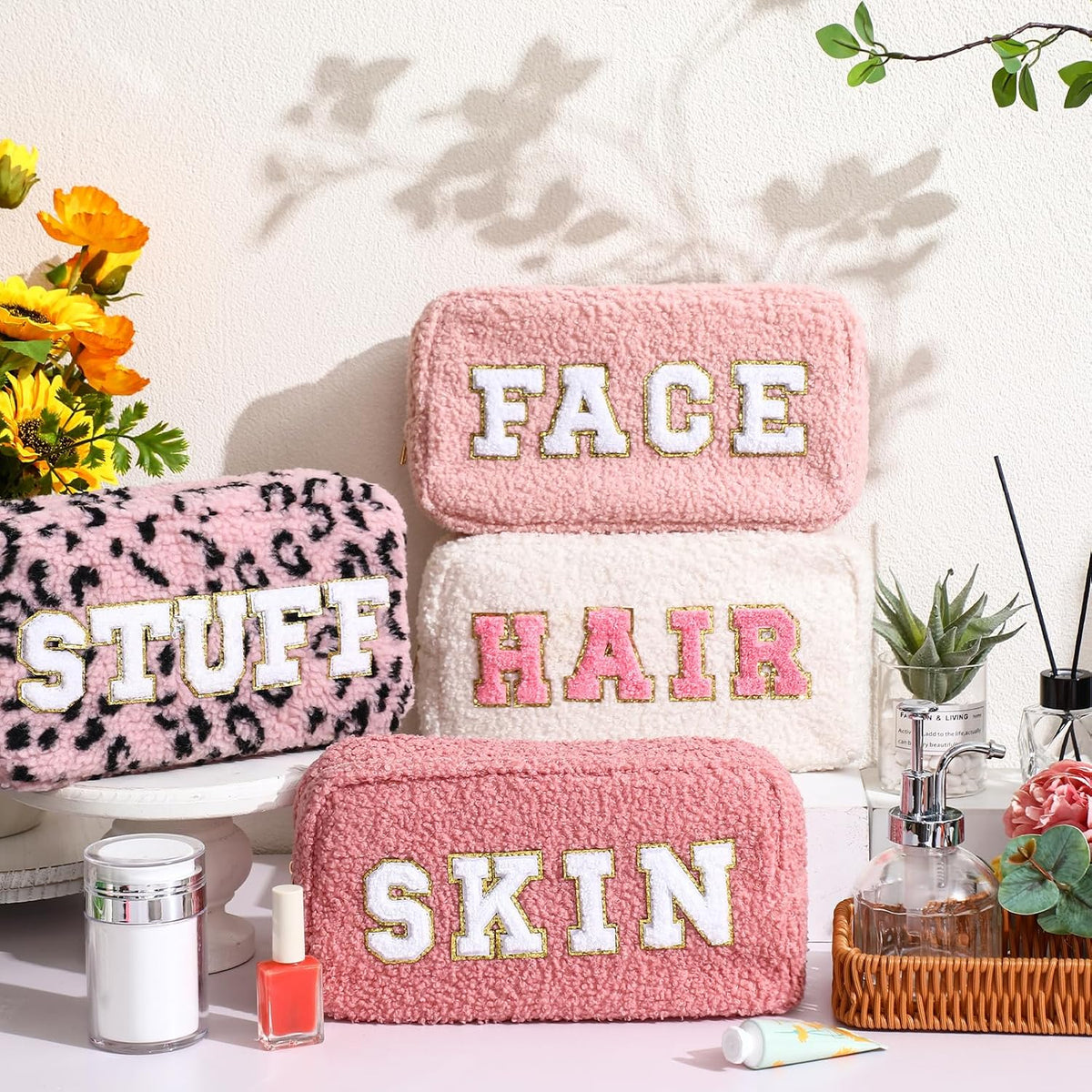 Paterr 4 Pcs Preppy Makeup Bags Chenille Letter Patches, Pink Colors