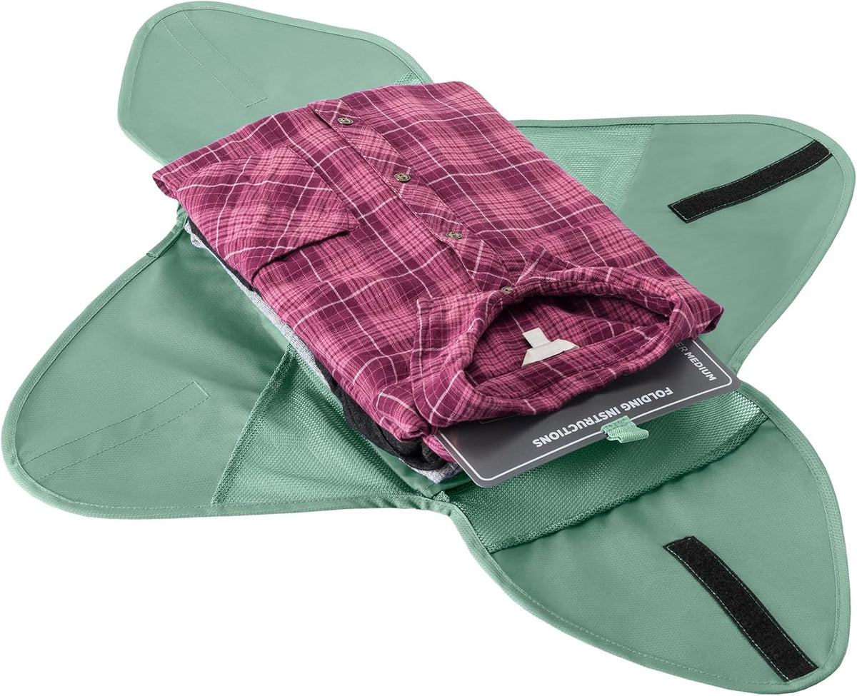 Eagle Creek Pack-It Reveal Garment Folder - Compression Wings - Maximize Luggage Space - Convenient Top Handle - Quick Drying Material - Medium - Willow Green