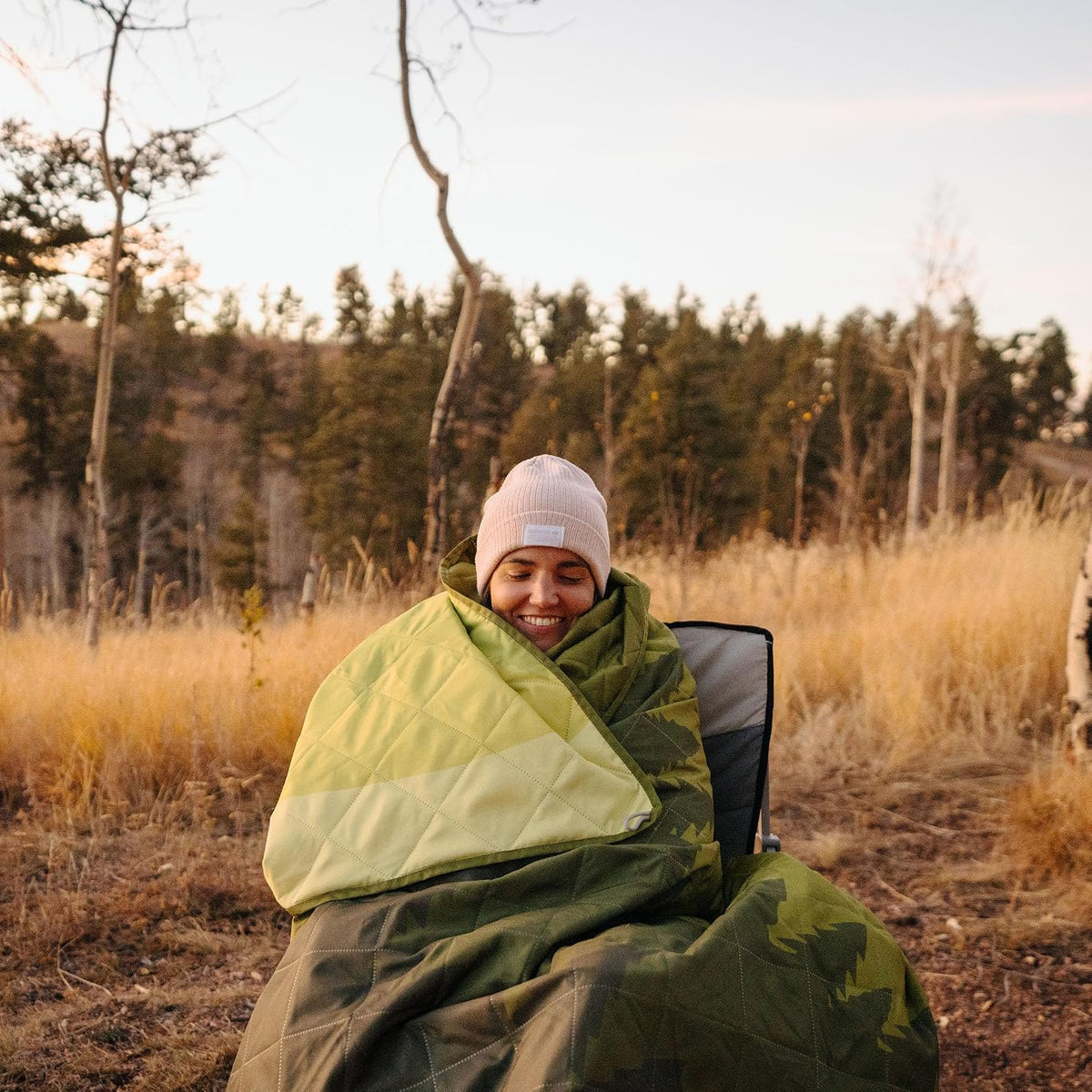 CORE Staydown Multipurpose Outdoor Blanket with Weighted Border